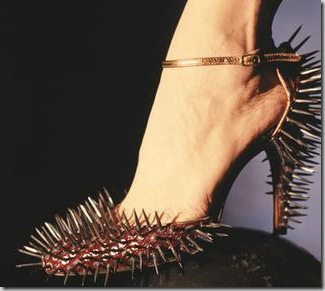 spikeyshoes-thumb