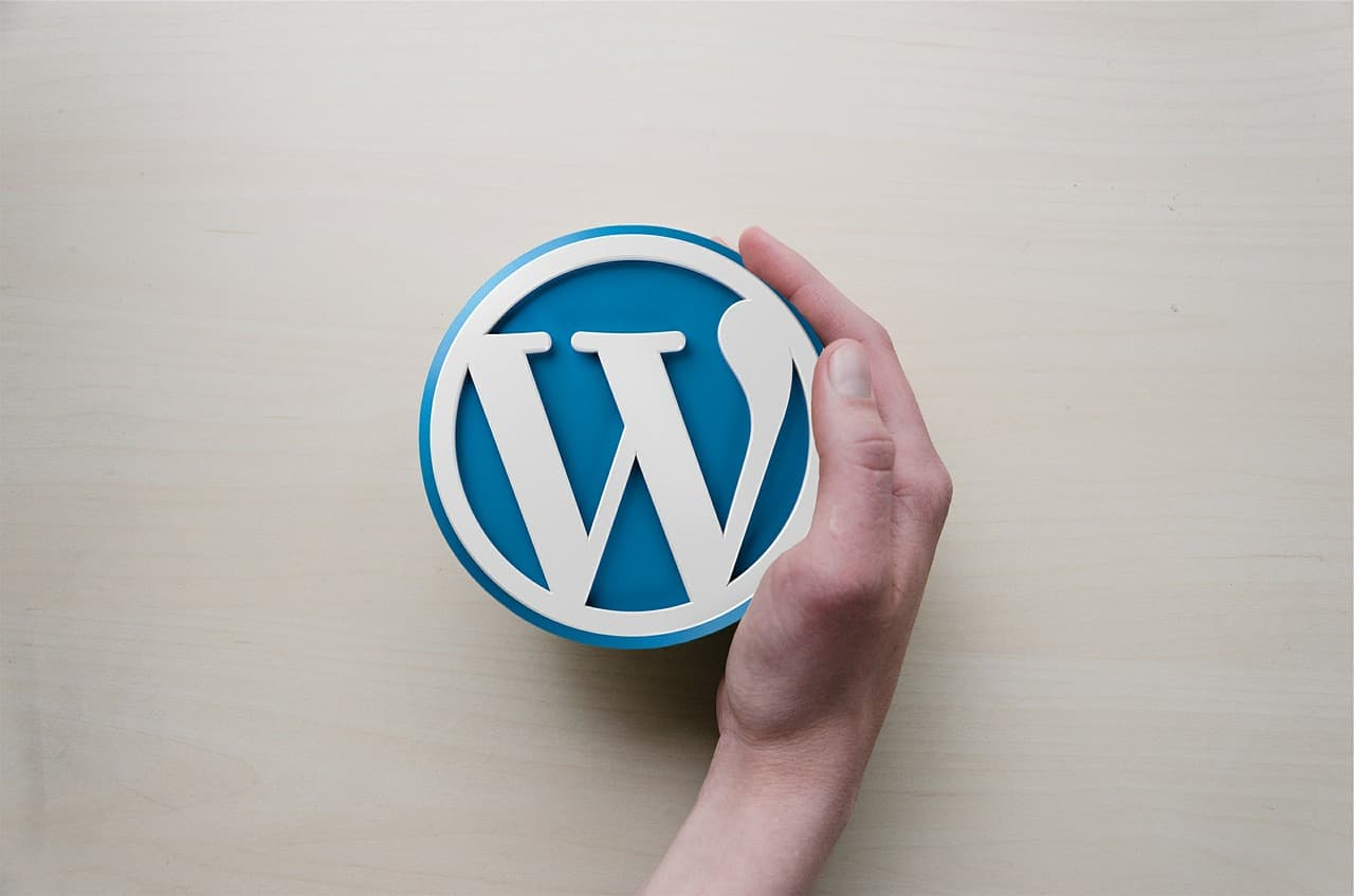 Popular WordPress Themes for Bands ([year])